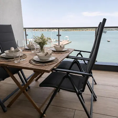 Hainer - Seeblick Mit Eigenem Steg Direkt Am Wasser Apartment