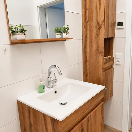 Hainer - Seeblick Mit Eigenem Steg Direkt Am Wasser Appartement